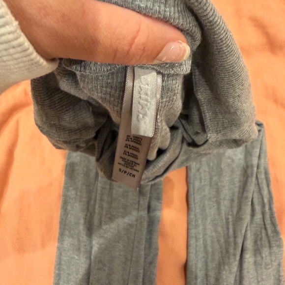 SKIMS Gray Women's foldover pants soft lounge small - Picture 3 of 4